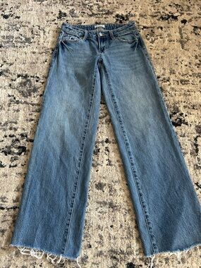Women’s PacSun Medium Blue Wide-Leg Denim Jeans. Size 23